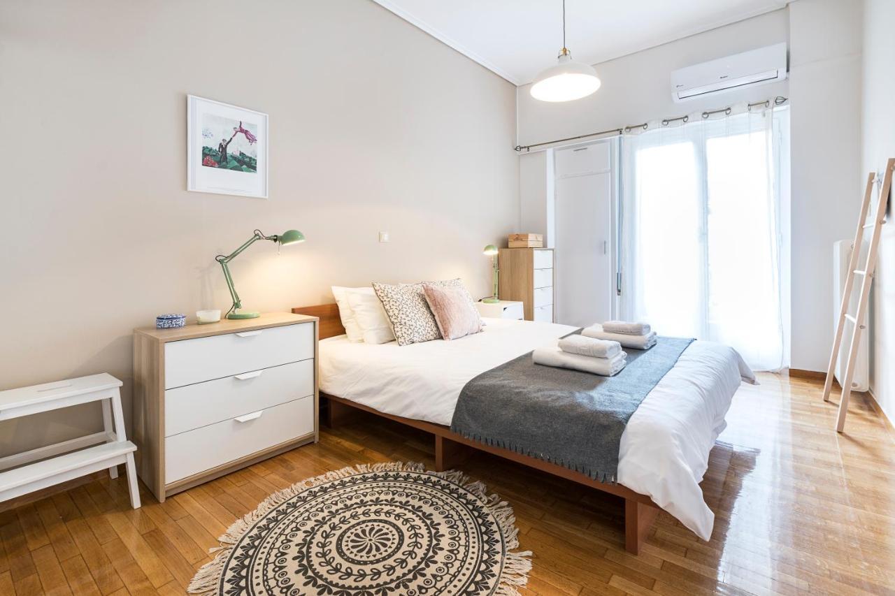 Apartment 1 Km From The Acropolis 1 Bedroom Netflix And Washing Machine